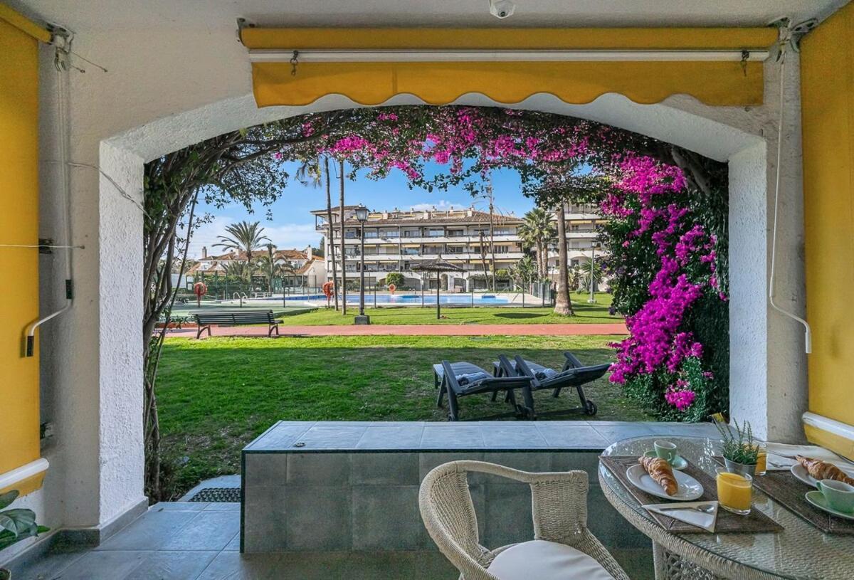 Golden Mile Getaway, Garden View, Pool & Comfort Marbella Esterno foto